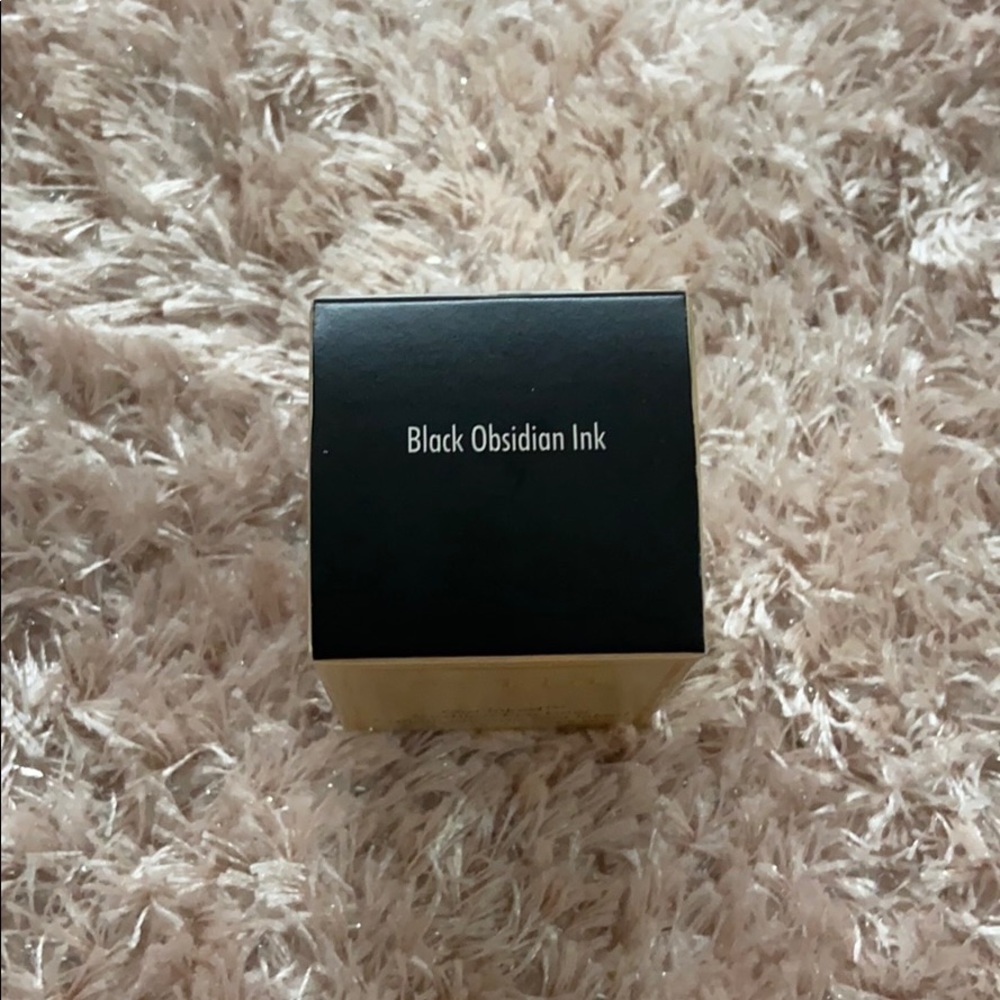 Stila cushion eyeliner